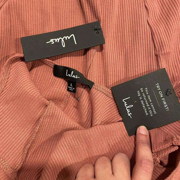 Fashionably Favored Dusty Rose Ribbed Bodycon Mini Dress. size large - Picture 7 of 8